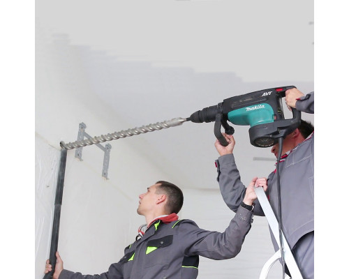 Дополнительное отверстие буром ф 20 мм в стене до 100 см. (Для дренажной трубки)