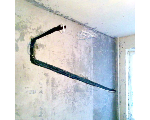 Штробление стены под электрический кабель 15х15 мм. (Монолитный бетон)
